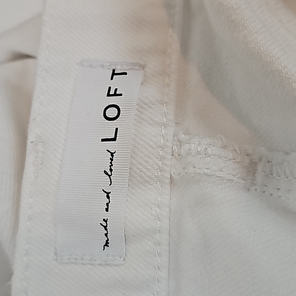 Loft Size 6 Distressed White High Waist Boyfriend Cotton Jeans - Picture 3 of 9